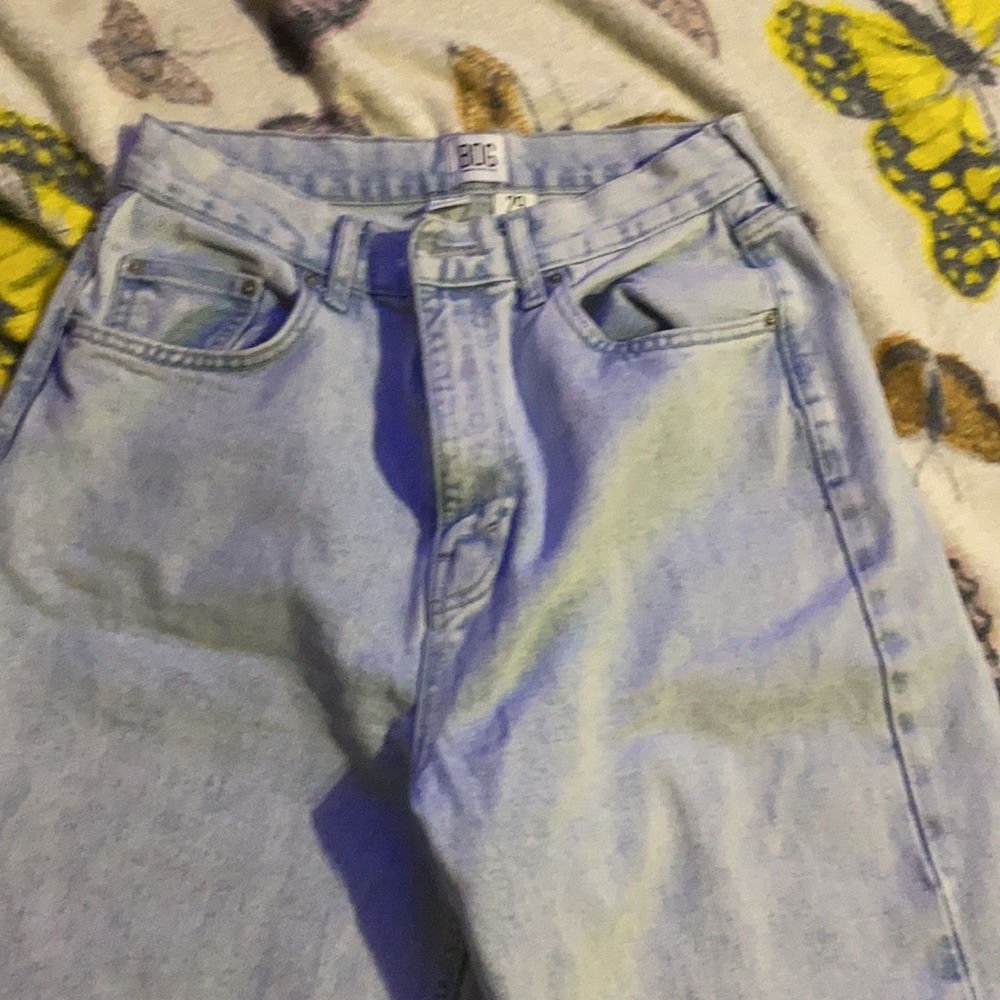 High Rise Mom Jeans - Picture 2 of 2